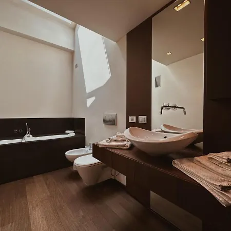 Casa Cavour - Downtown Design Penthouse *