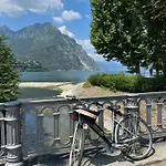 Casa Cavour - Downtown Design Penthouse * Lecco