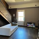 Casa Cavour - Downtown Design Penthouse * Lecco