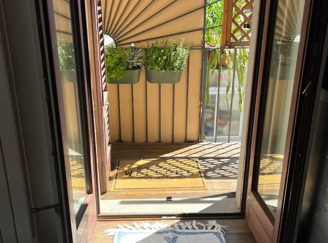 Daire Casa Cavour - Downtown Design Penthouse *