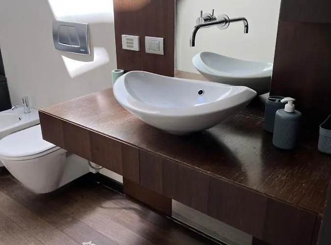 Casa Cavour - Downtown Design Penthouse Daire *