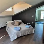 Apartament Casa Cavour - Downtown Design Penthouse *