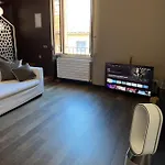 Apartament Casa Cavour - Downtown Design Penthouse *