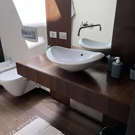 Casa Cavour - Downtown Design Penthouse Apartman *