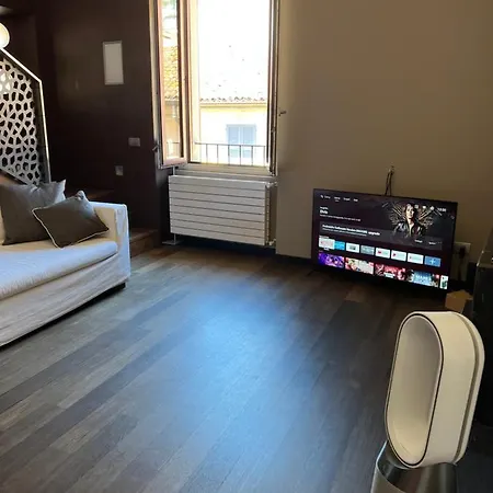 Apartman Casa Cavour - Downtown Design Penthouse *